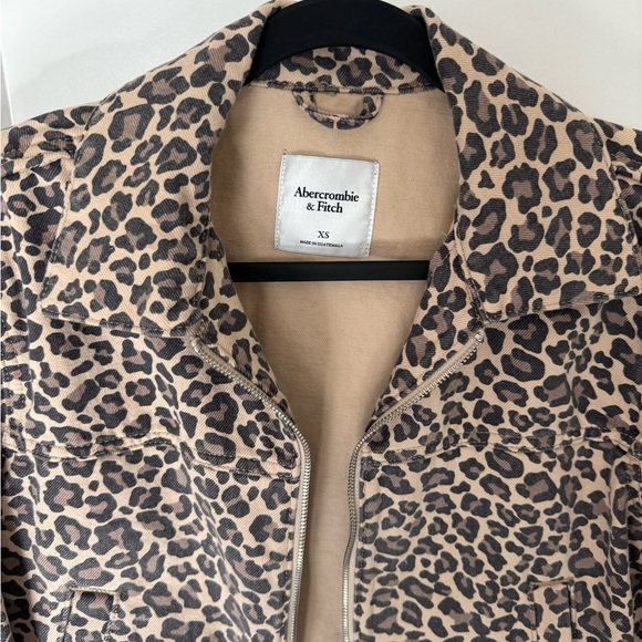 A&F Leopard Jacket - Picture 3 of 5
